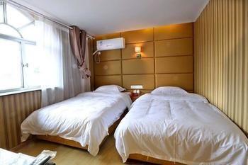 Jiujiang  Lushang Tianjie Quick Hotel المظهر الخارجي الصورة